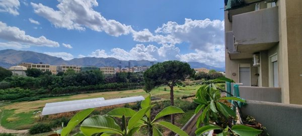 appartamento in vendita a Palermo in zona Montegrappa / Santa Rosalia