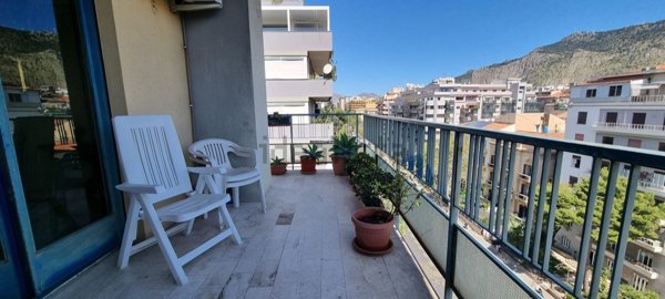 appartamento in vendita a Palermo in zona Libertà