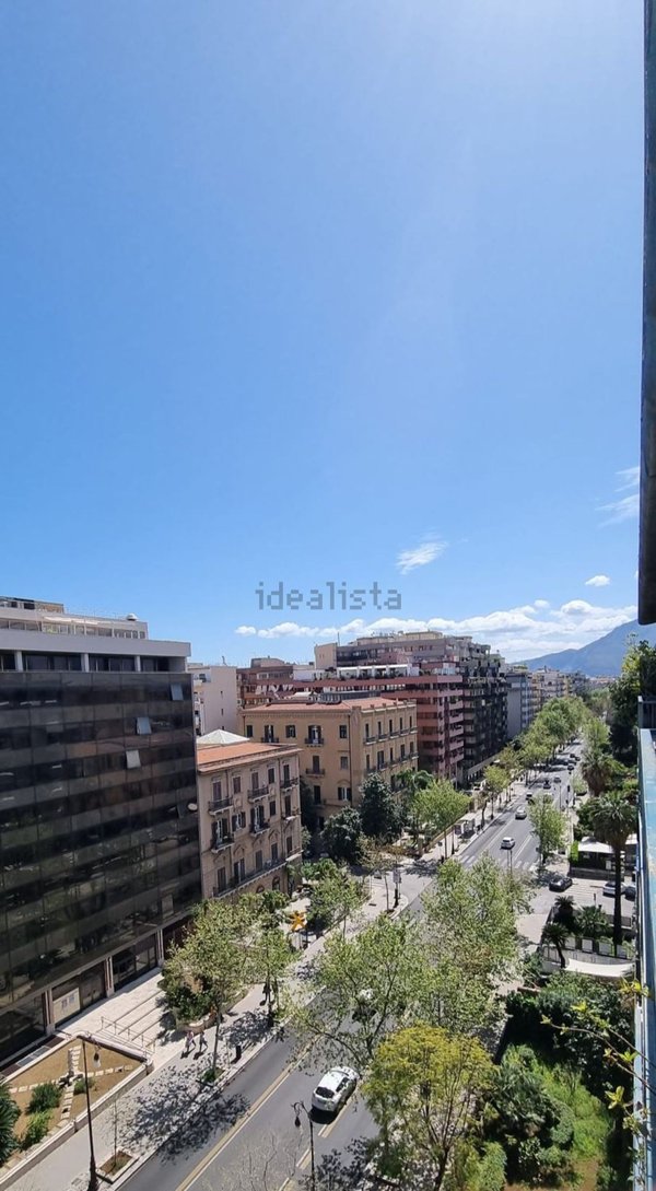 appartamento in vendita a Palermo in zona Libertà