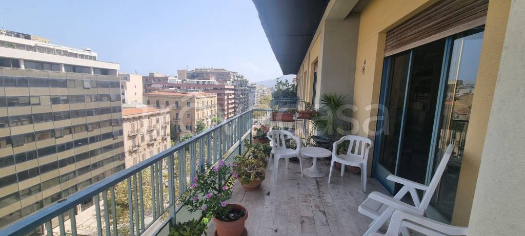 appartamento in vendita a Palermo in zona Libertà