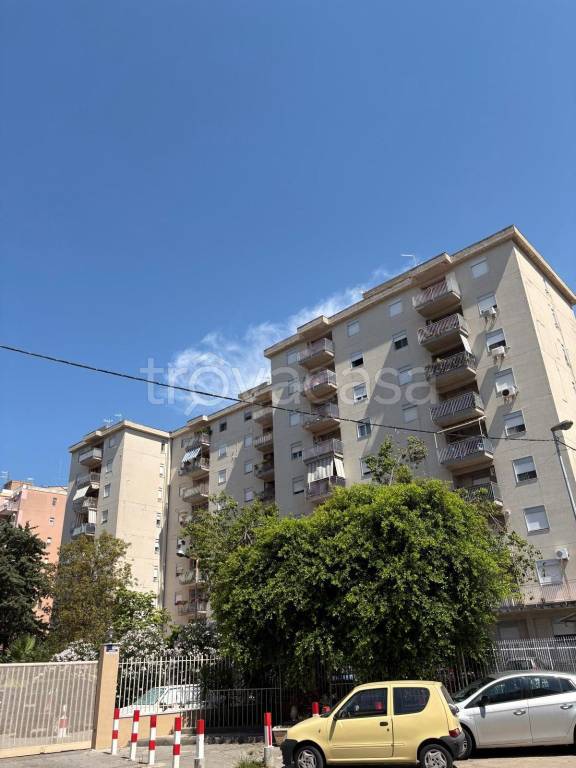 appartamento in vendita a Palermo in zona Oreto