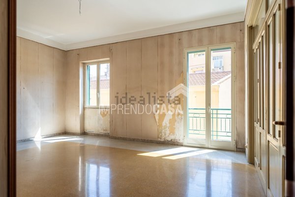 appartamento in vendita a Palermo in zona Politeama