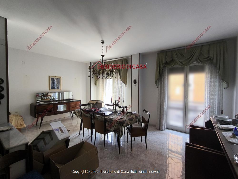 appartamento in vendita a Palermo in zona Montegrappa / Santa Rosalia