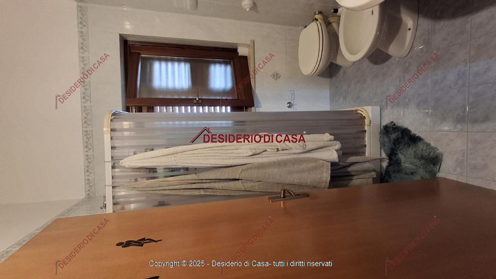 appartamento in vendita a Palermo in zona Montegrappa / Santa Rosalia