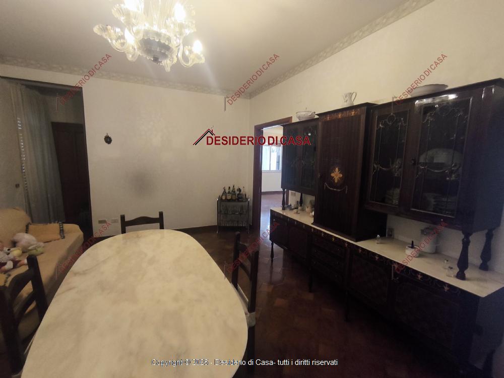 casa indipendente in vendita a Palermo in zona Partanna