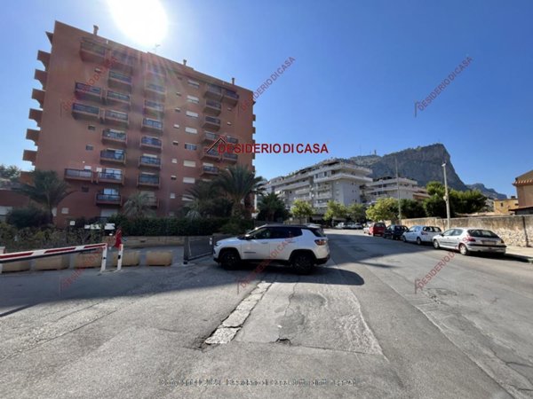 appartamento in vendita a Palermo in zona Libertà