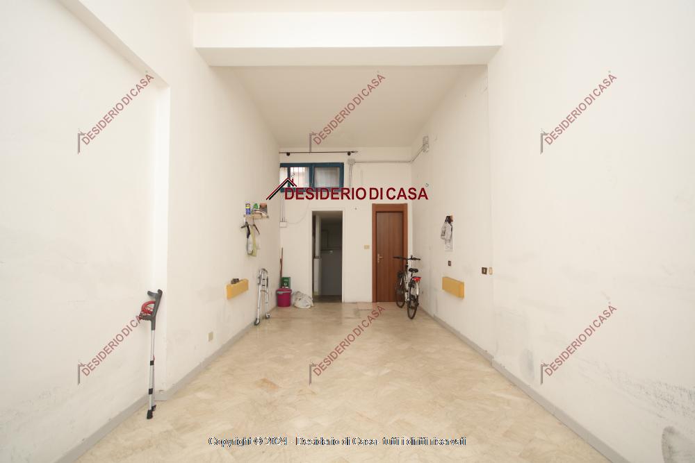 negozio in vendita a Palermo in zona Libertà