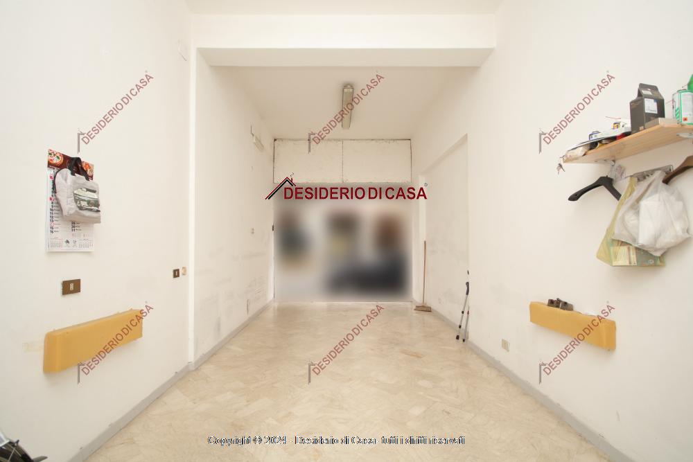 negozio in vendita a Palermo in zona Libertà