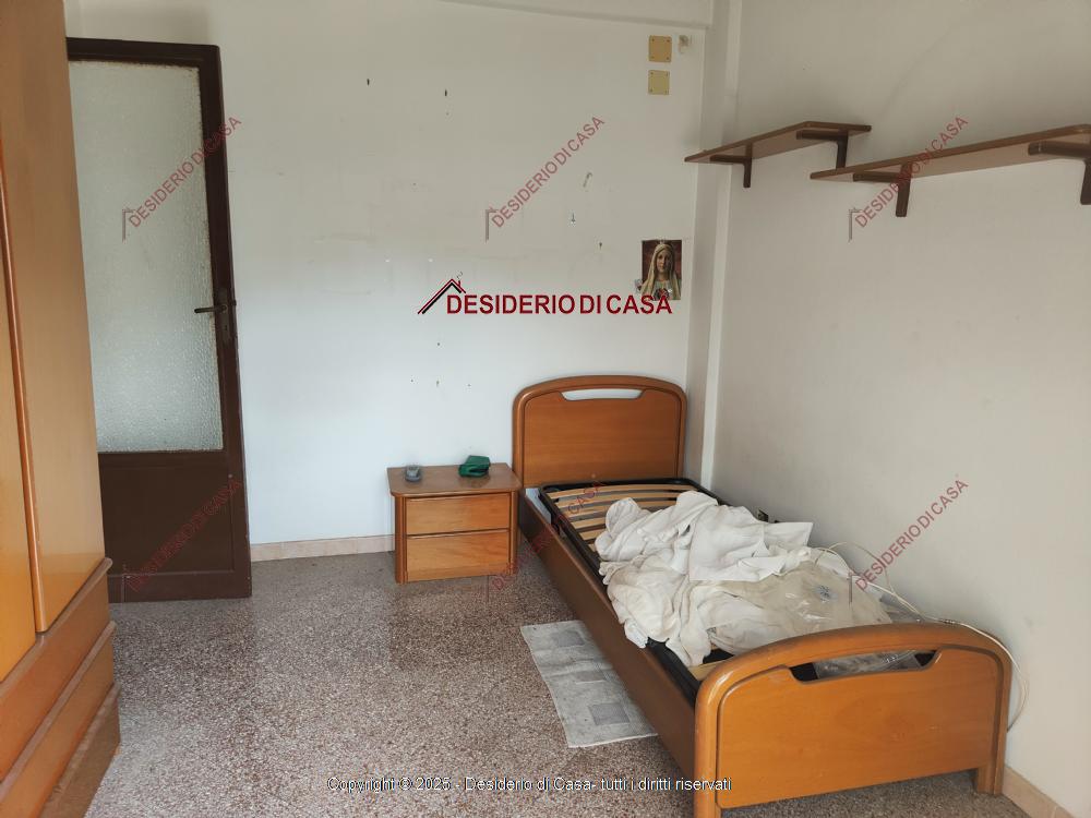 appartamento in vendita a Palermo in zona Montegrappa / Santa Rosalia