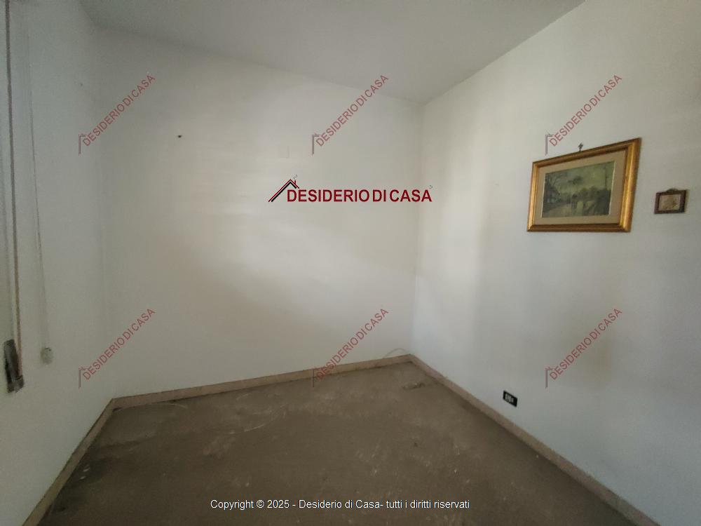 appartamento in vendita a Palermo in zona Montegrappa / Santa Rosalia