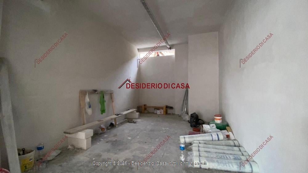 negozio in vendita a Palermo in zona Resuttana