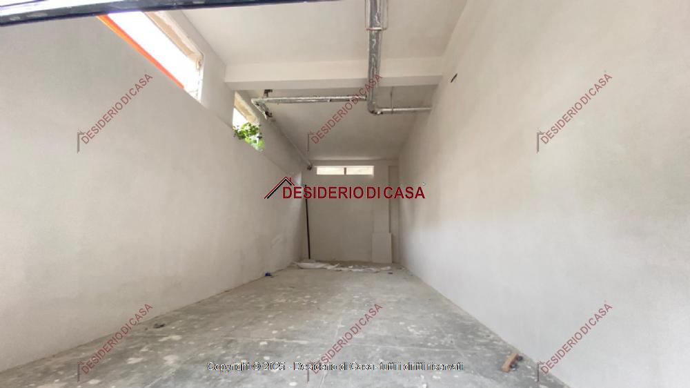 negozio in vendita a Palermo in zona Resuttana