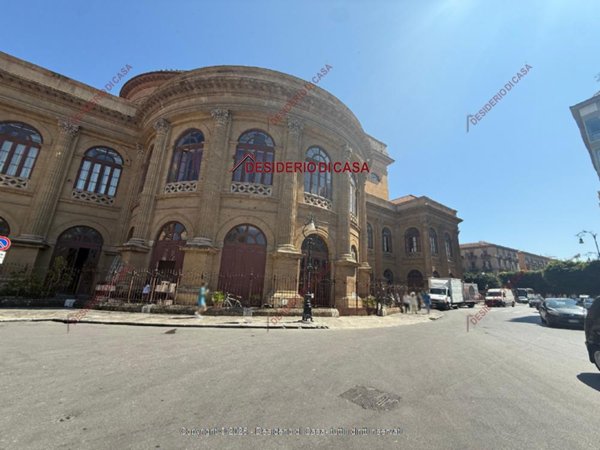appartamento in vendita a Palermo in zona Centro storico