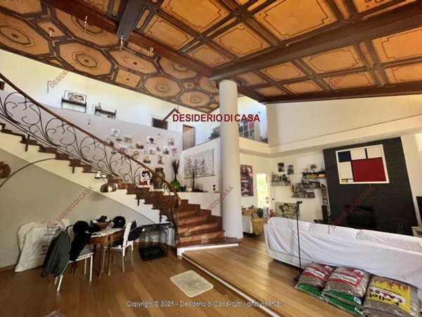 casa indipendente in vendita a Palermo in zona Arenella/Vergine Maria