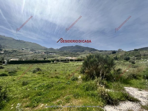 casa indipendente in vendita a Palermo in zona Libertà