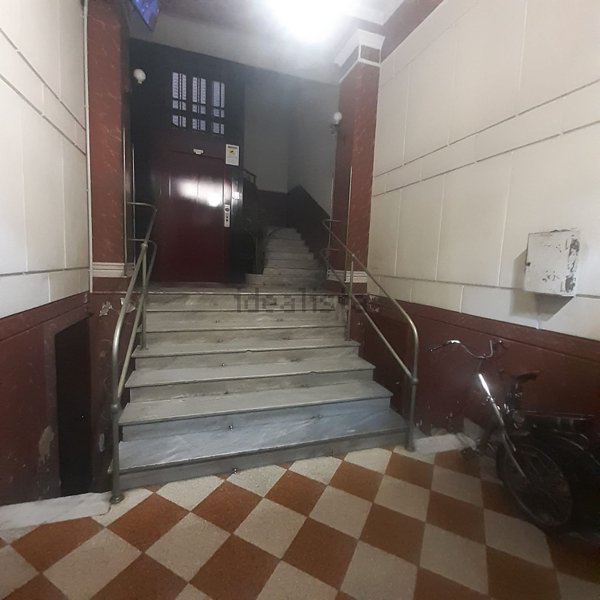 appartamento in vendita a Palermo in zona Zisa