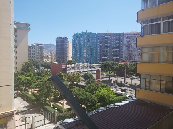 appartamento in vendita a Palermo in zona Uditore
