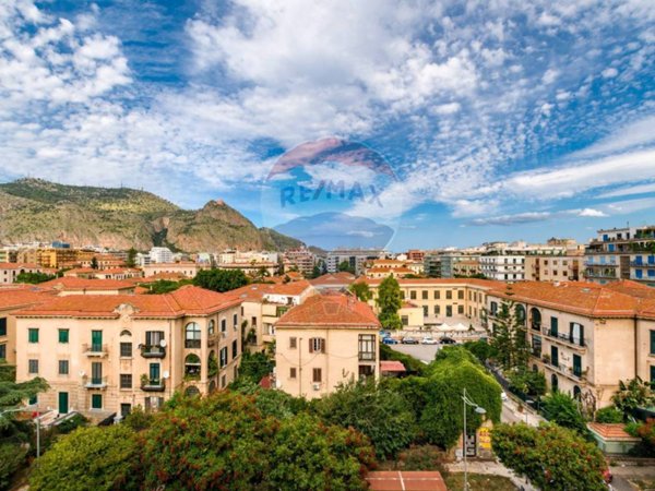 appartamento in vendita a Palermo in zona Libertà