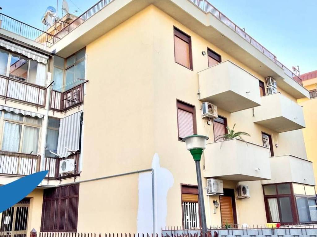 appartamento in vendita a Palermo in zona Partanna