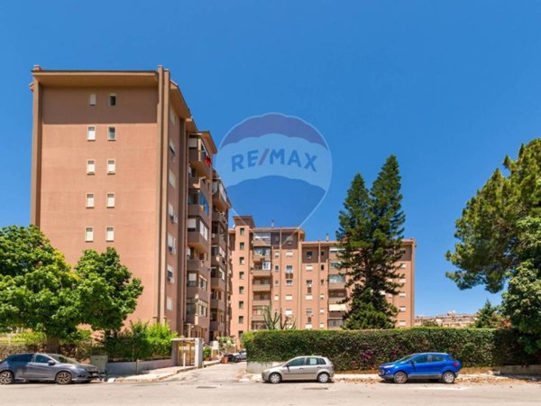 appartamento in vendita a Palermo in zona Chiavelli