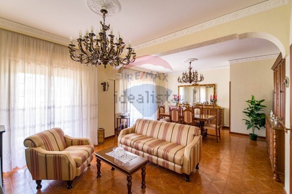 appartamento in vendita a Palermo in zona Chiavelli