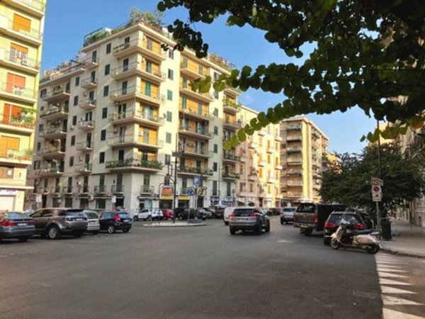appartamento in vendita a Palermo in zona Libertà