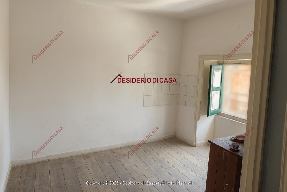 appartamento in vendita a Palermo in zona Malaspina/Palagonia