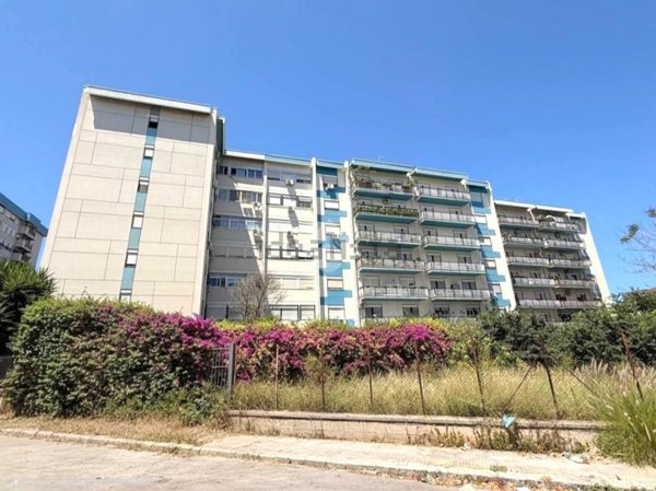 appartamento in vendita a Palermo in zona Zisa