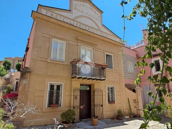 appartamento in vendita a Palermo in zona Arenella/Vergine Maria
