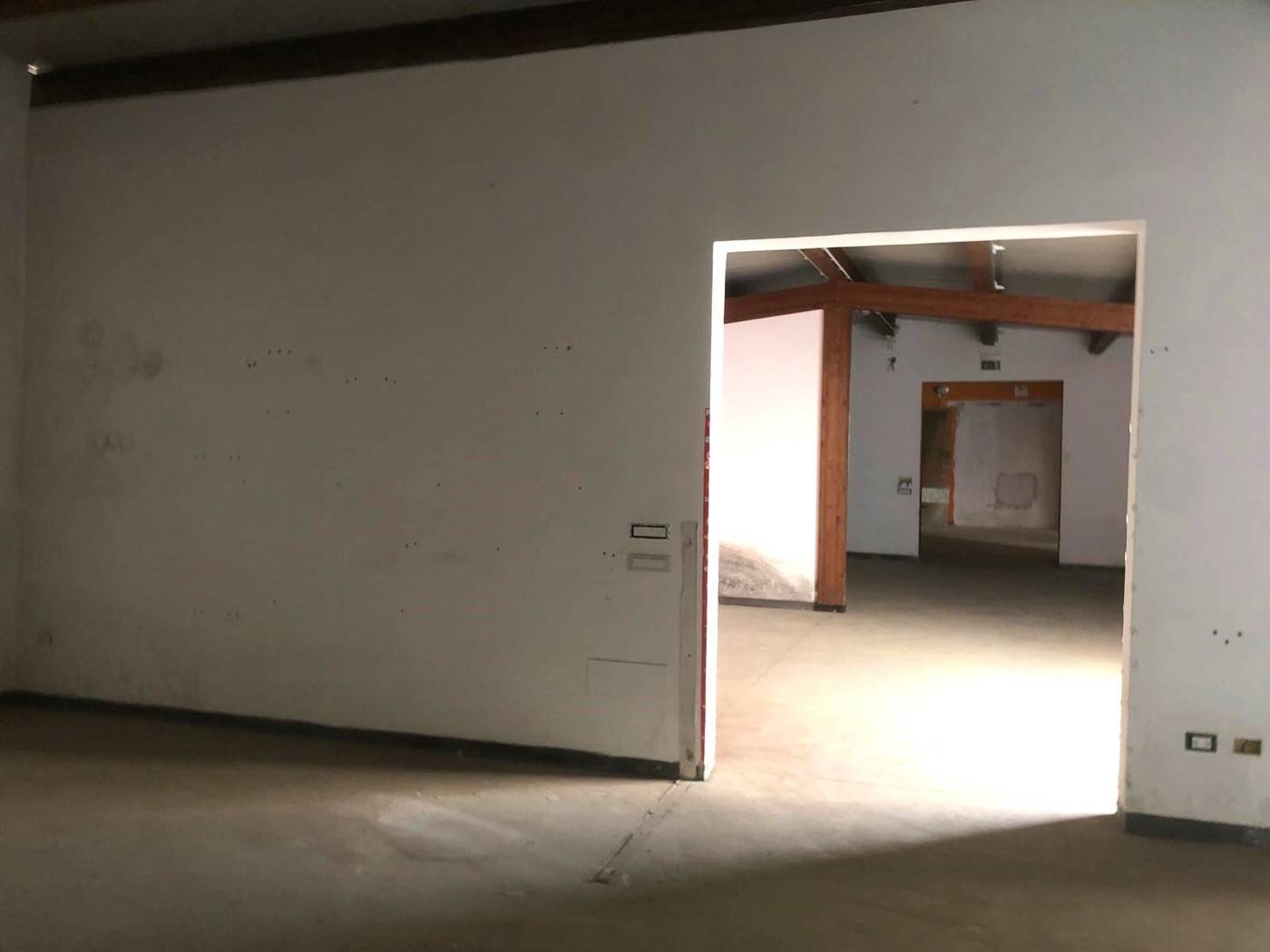locale di sgombero in vendita a Palermo in zona Libertà