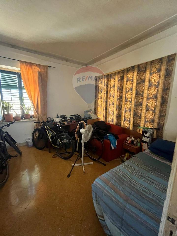 appartamento in vendita a Palermo in zona Montegrappa / Santa Rosalia