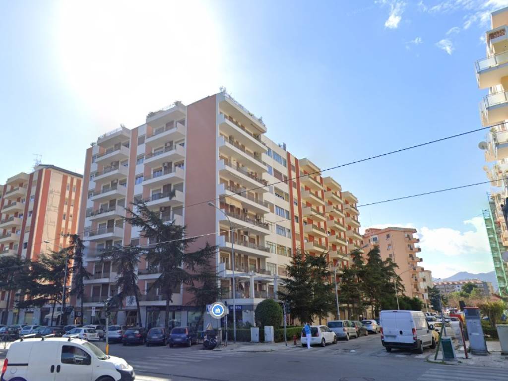 appartamento in vendita a Palermo in zona Uditore