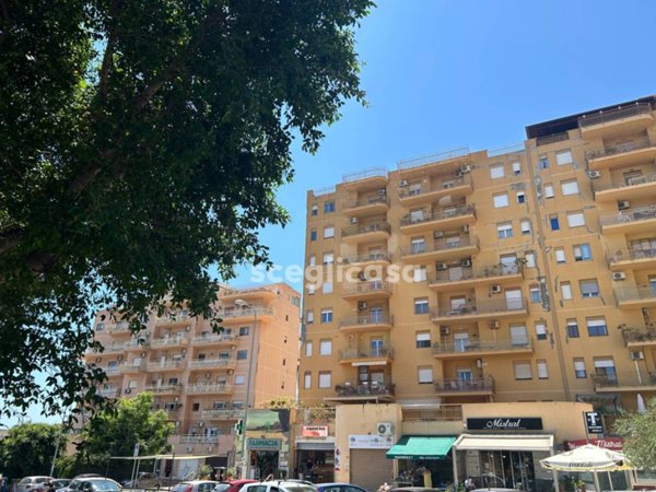 appartamento in vendita a Palermo in zona Arenella/Vergine Maria