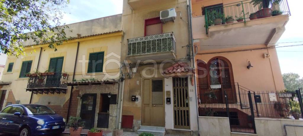 appartamento in vendita a Palermo in zona San Lorenzo