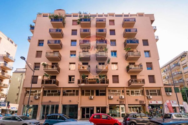 appartamento in vendita a Palermo in zona Libertà
