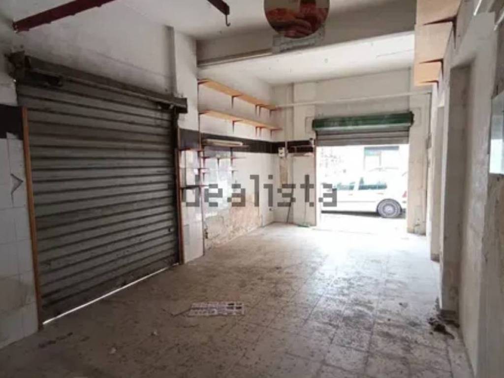 appartamento in vendita a Palermo in zona Malaspina/Palagonia