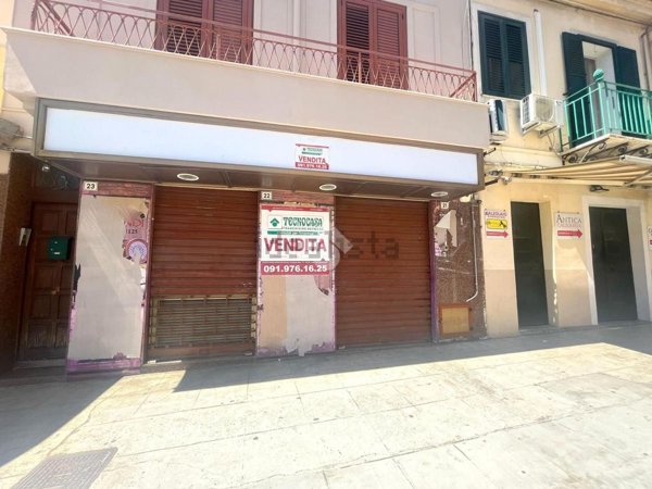 negozio in vendita a Palermo in zona San Lorenzo