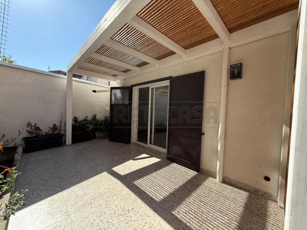appartamento in vendita a Palermo in zona Partanna