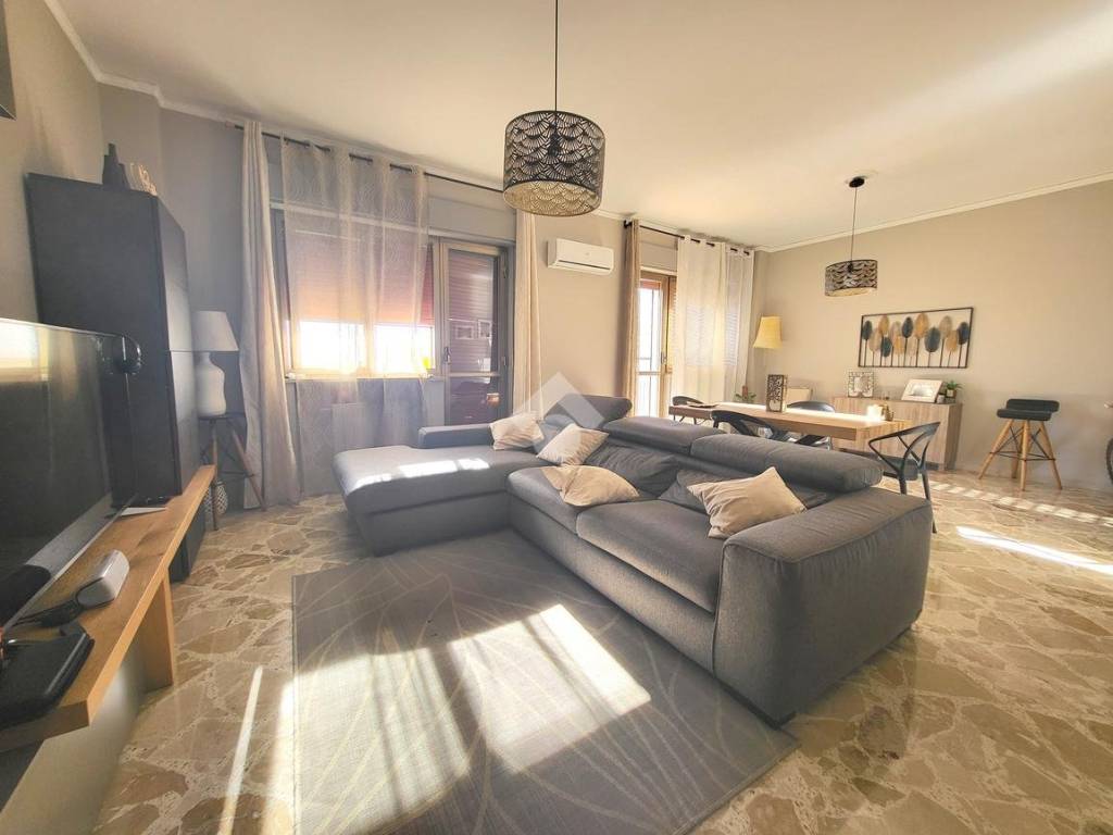 appartamento in vendita a Palermo in zona San Lorenzo