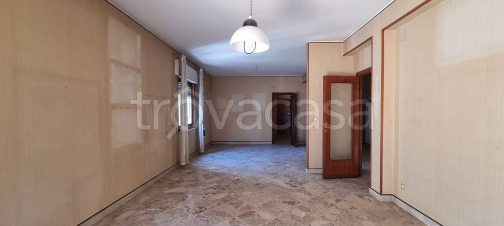 appartamento in vendita a Palermo in zona Malaspina/Palagonia