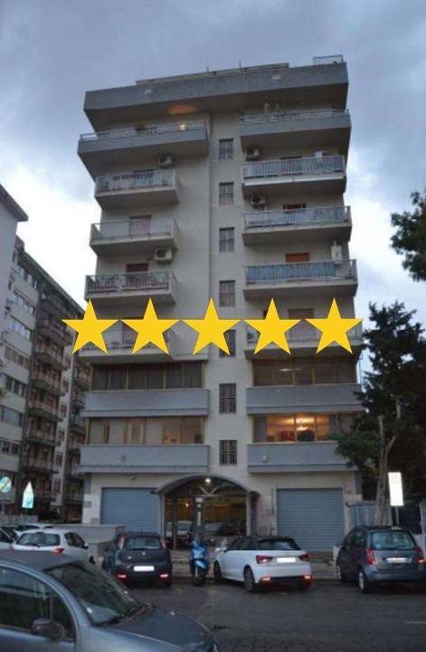 appartamento in vendita a Palermo in zona Malaspina/Palagonia