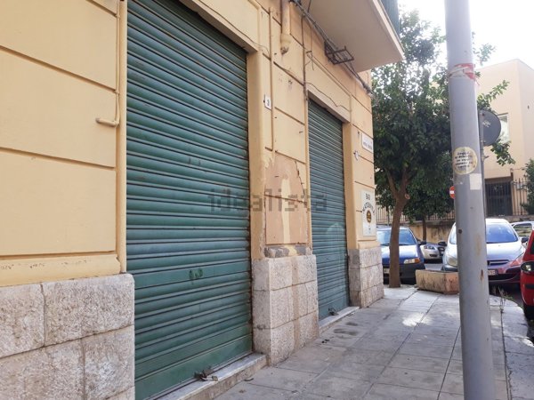 negozio in vendita a Palermo in zona Noce