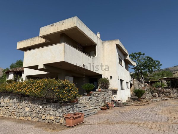casa indipendente in vendita a Palermo in zona Cruillas