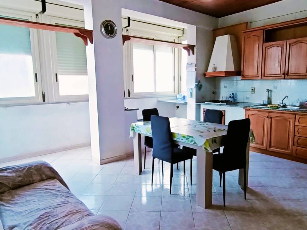 appartamento in vendita a Palermo in zona Malaspina/Palagonia