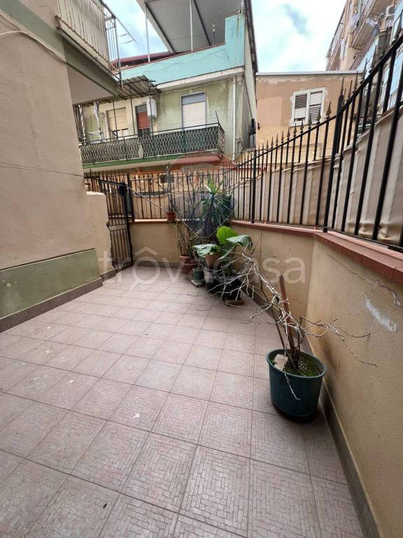 appartamento in vendita a Palermo in zona Arenella/Vergine Maria