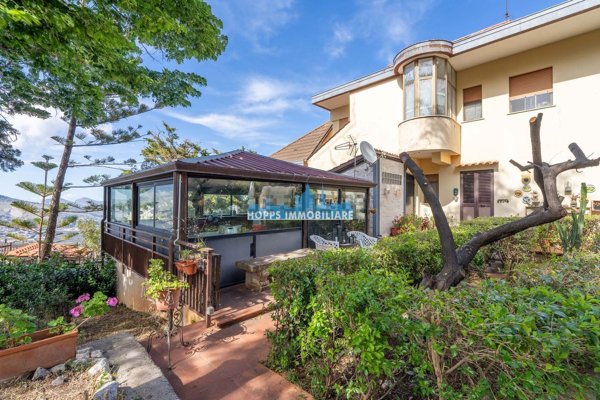 casa indipendente in vendita a Palermo in zona Boccadifalco