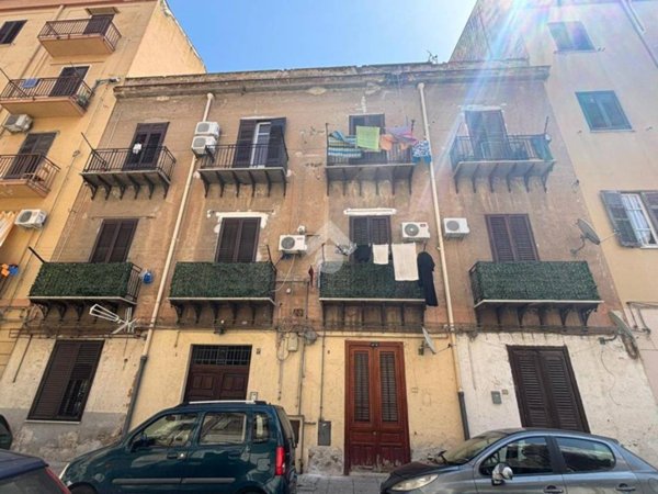 appartamento in vendita a Palermo in zona Montegrappa / Santa Rosalia