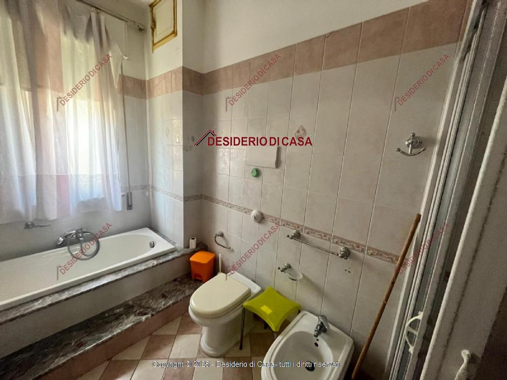 appartamento in vendita a Palermo in zona Partanna