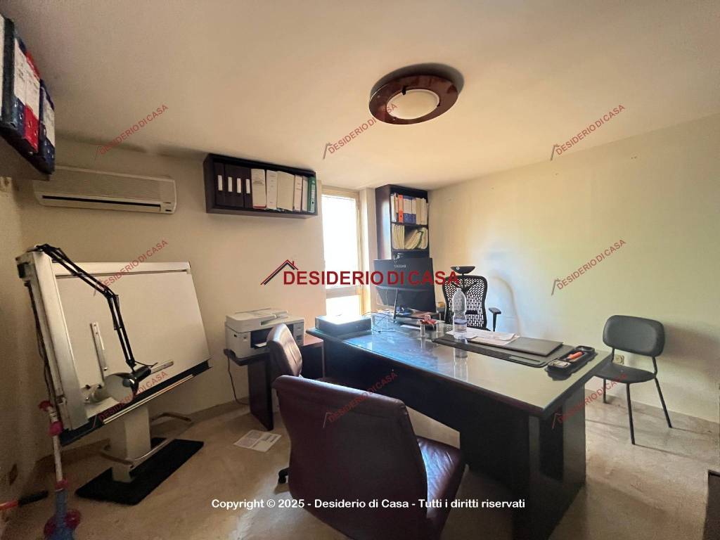 ufficio in vendita a Palermo in zona Resuttana