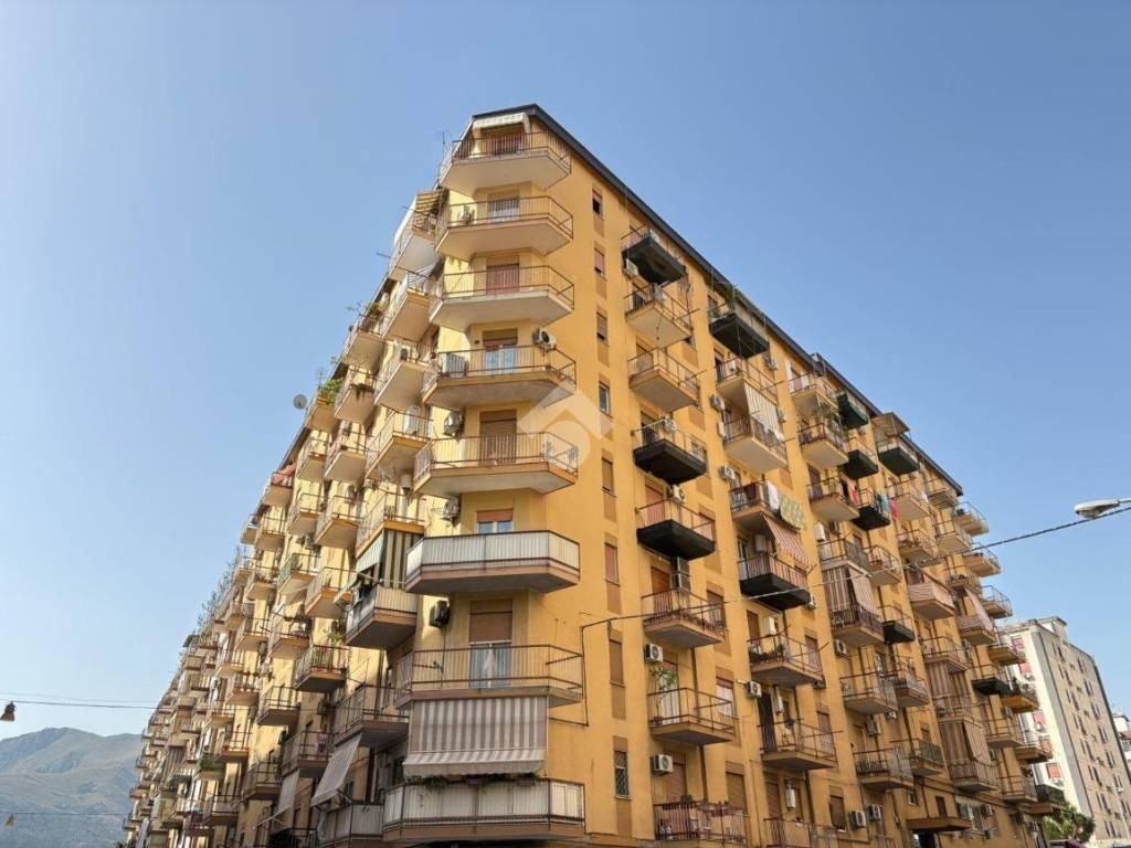 appartamento in vendita a Palermo in zona Oreto